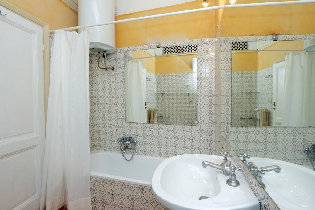 Fori Imperiali Apartment Rom Zimmer foto